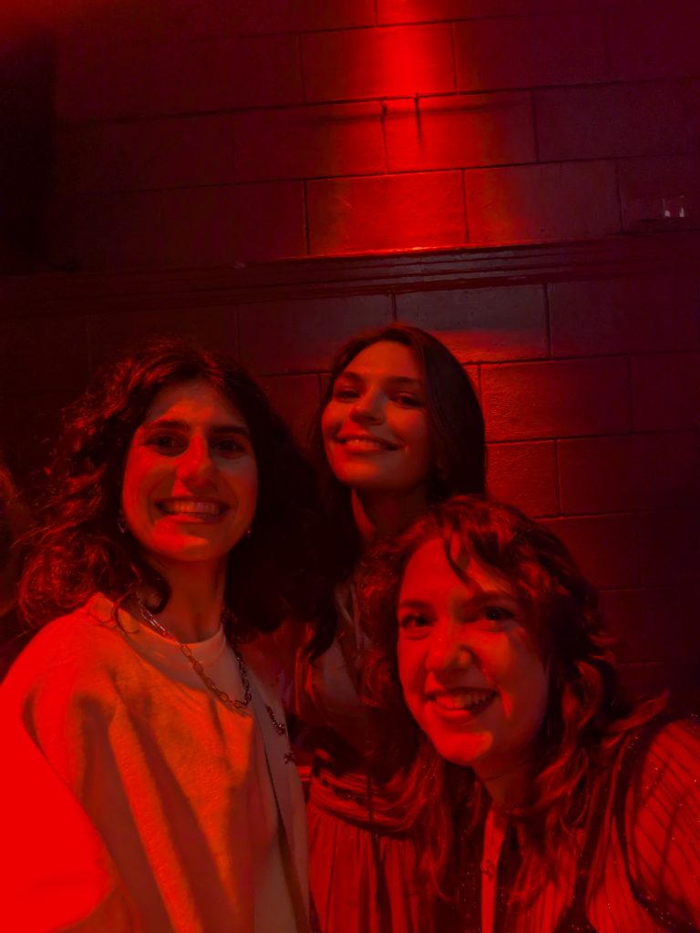 PXL_20260417_184150638
